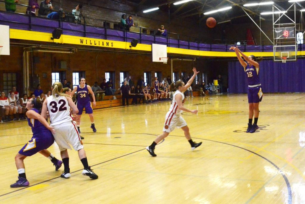 a photo of basketball court